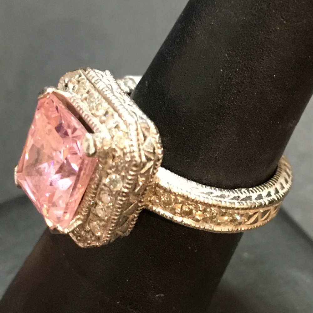 SILVER AND DIAMOND RING - Picture 3 of 5